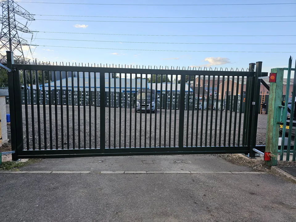 Cantilever sliding gate installation at Jon's property in Mansfield